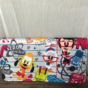 Disney Nerd Wallet